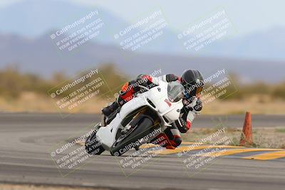 media/Jan-15-2023-SoCal Trackdays (Sun) [[c1237a034a]]/Turn 15 (1pm)/